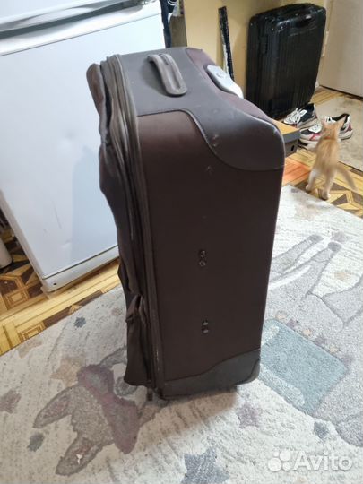 Чемодн на колесах mandarina duck италия L