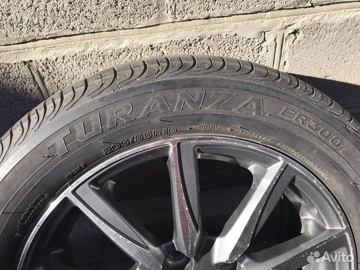 Литые диски с шинами 205/55 R16