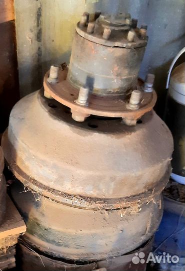 Ступицы газ - 66 ,2 шт,новые