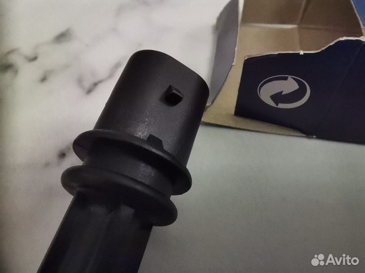 Датчик температуры входящего воздуха Опель Астра Н