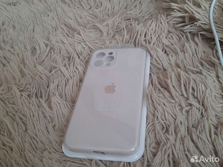 Чехол на iPhone 12 pro