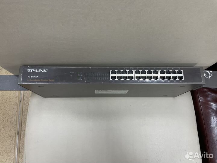 Коммутатор D-Link des-3018 100 Мбит/сек