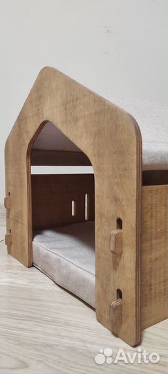 Уютный домик для котиков и маленьких собачек