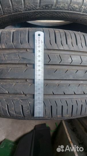 Continental ContiPremiumContact 5 215/55 R17 V