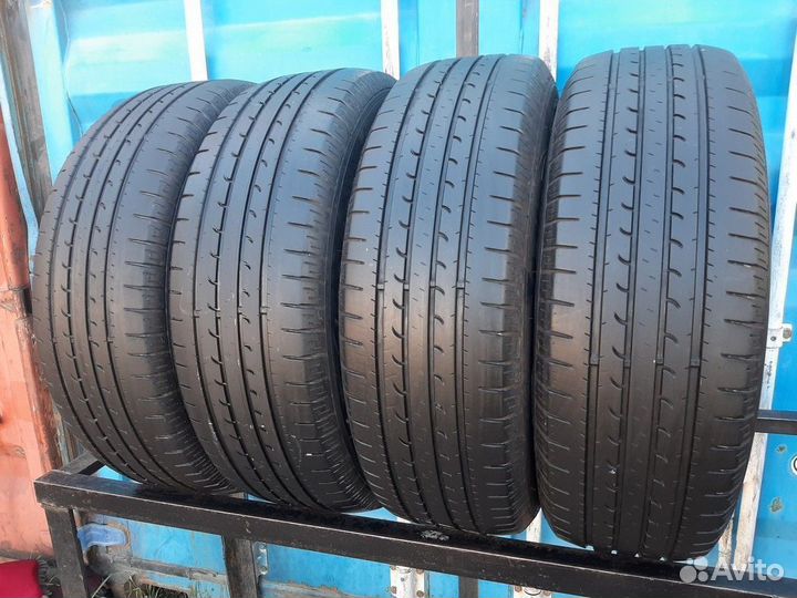 Goodyear EfficientGrip SUV 4x4 215/65 R16 98H