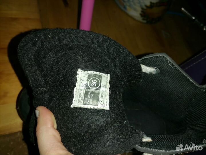 Коньки хоккейные