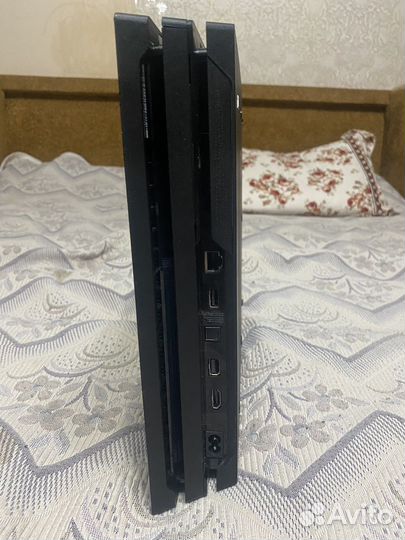Sony playstation 4 pro 1tb