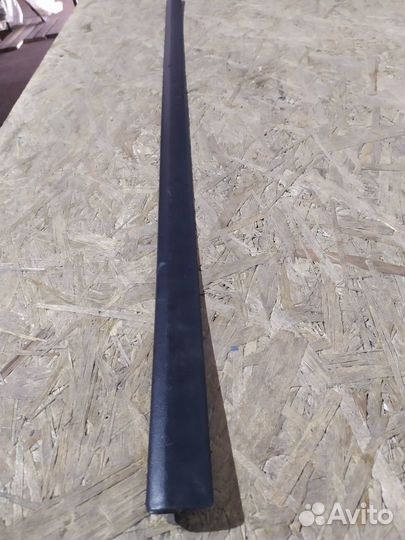 Молдинг двери Skoda Octavia Tour 1U4853515C01C