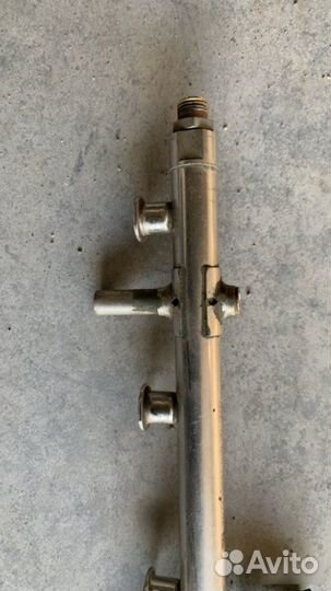 Рампа топливная Skoda Octavia A7 FL 1.8 CJS 2018