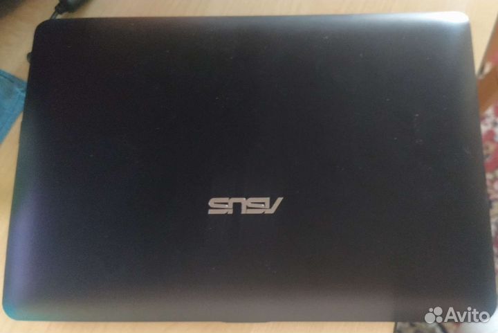 Нэтбук Asus