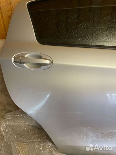 Двери Toyota Vitz