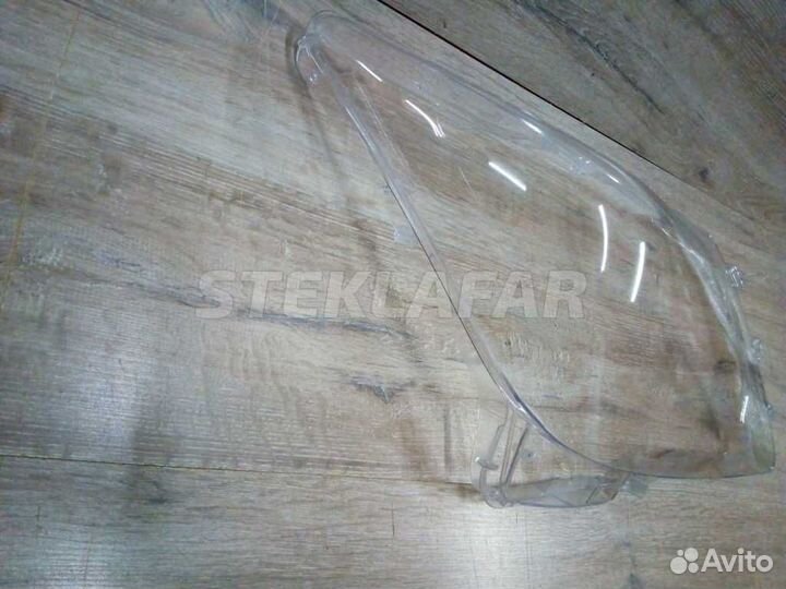 Стекло фары Lexus LX 3 (2007-2012) дорестайлинг