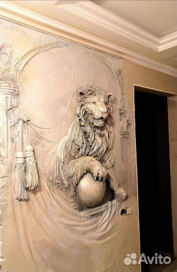 Барельеф, роспись стен