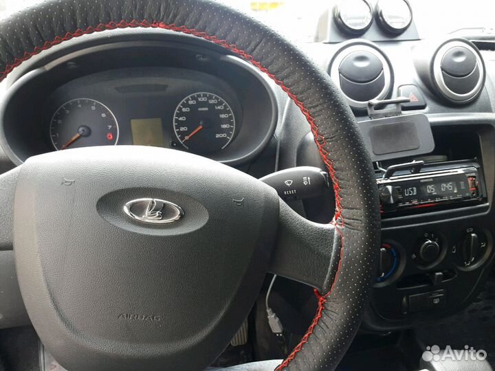 Оплетка на руль со шнуровкой, эко-кожа
