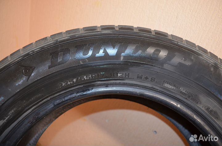 Dunlop Grandtrek ST30 225/65 R17 102H