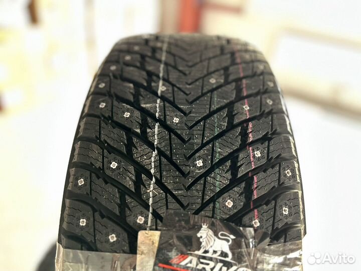 Arivo Ice Claw ARW7 245/45 R19 и 275/40 R19