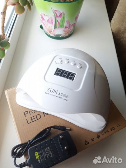 Лампа для маникюра