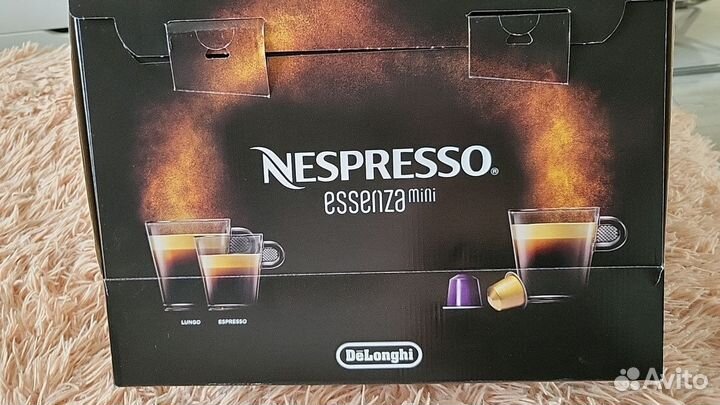 Кофемашина капсульная Nespresso Essenza Mini EN 85
