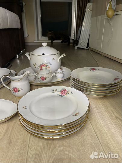 Сервиз столовый фарфор СССР розы (чайка) 6 персон