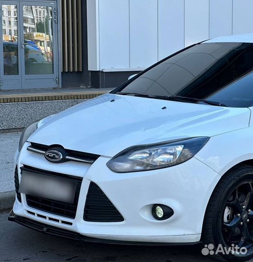 Сплиттер / губа переднего бампера для Ford Focus 3