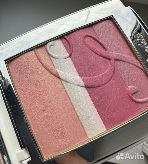 Guerlain sakura пудра румяна