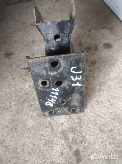 Подушка двигателя Nissan Teana J31 2003-2008