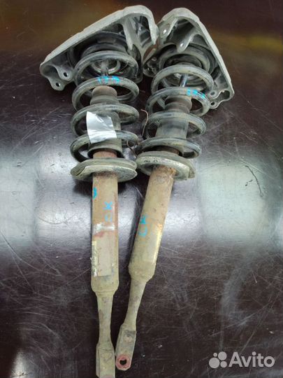 Амортизаторы передние Audi A4 B7 S-line 1BE 2767