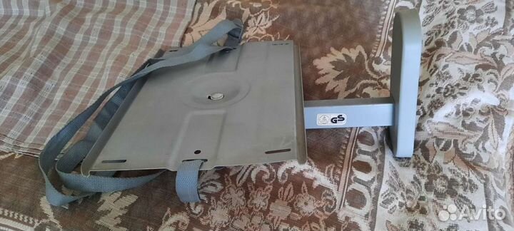 Подставка настенная под тв