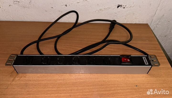 Блок розеток Hyperline SHT19-6IEC-S-2.5IEC