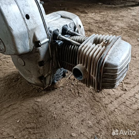 Двигатель мотоцикл Днепр