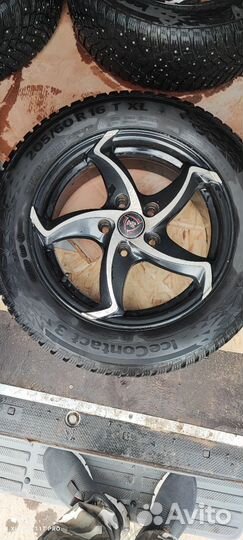 Continental IceContact 3 205/60 R16
