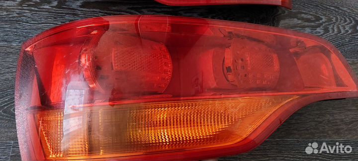 Задние фонари Audi Q7 2008