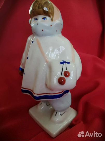 Фарфоровые статуэтки СССР