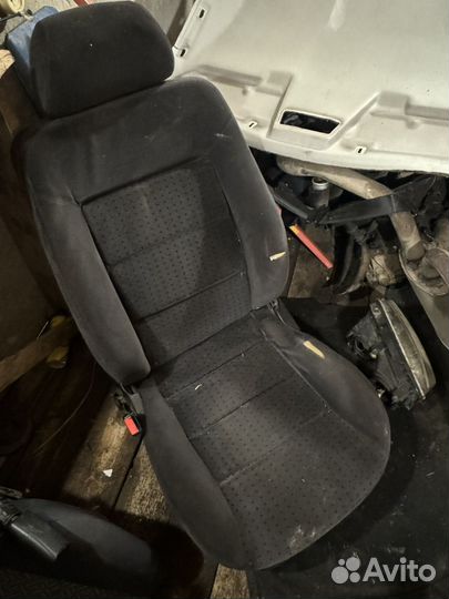 Водительское сидение VW passat b5