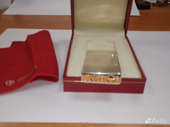 Зажигалка газовая подарочная