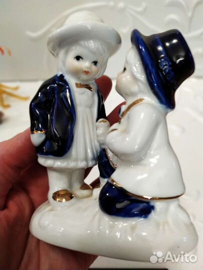 Статуэтки из фарфора