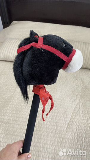 Лошадь на палке (лошадка-скакалка)