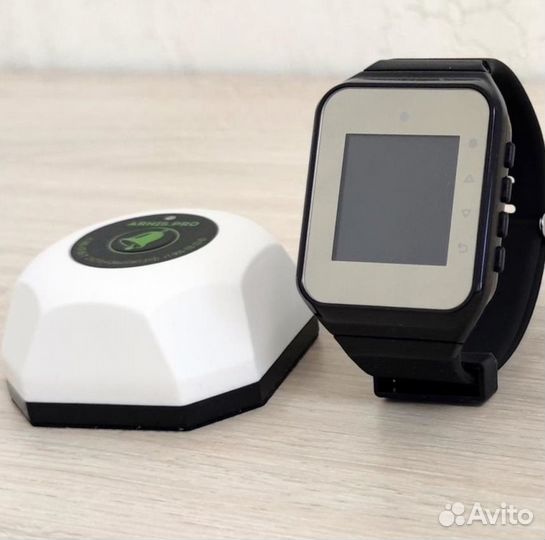 Часы официанту для вызова повором на кухню