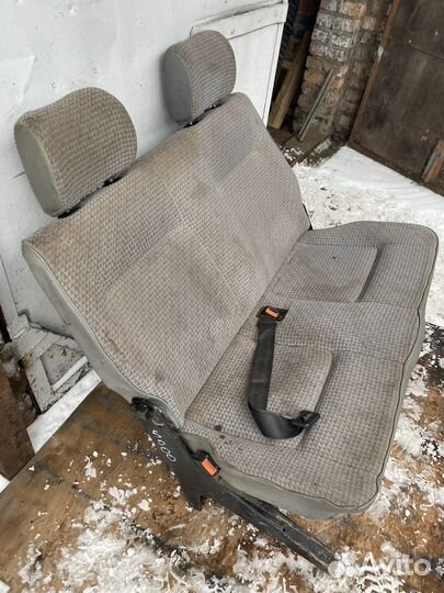 Сиденье т4 двойка