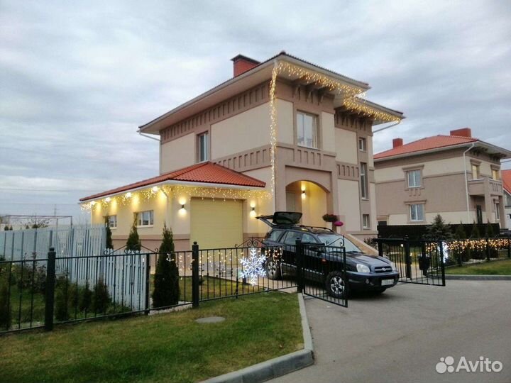 Гирлянды для оформления фасада с монтажом