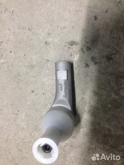 Рулевой на конечник, на Фольцваген туарег, новый л