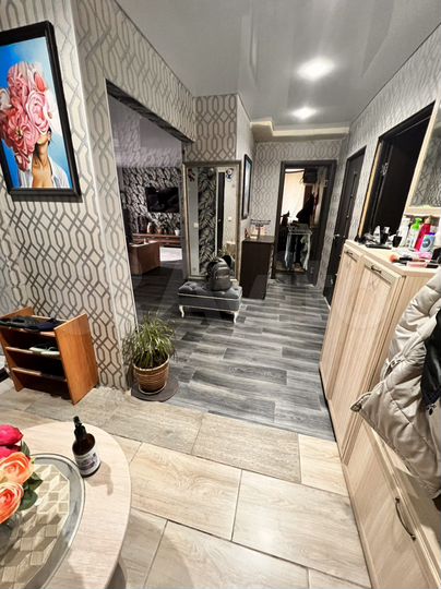 Комната 32 м² в 5-к., 2/4 эт.