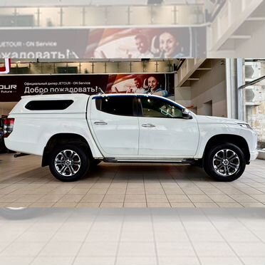 Mitsubishi L200 2.4 MT, 2019, 221 682 км