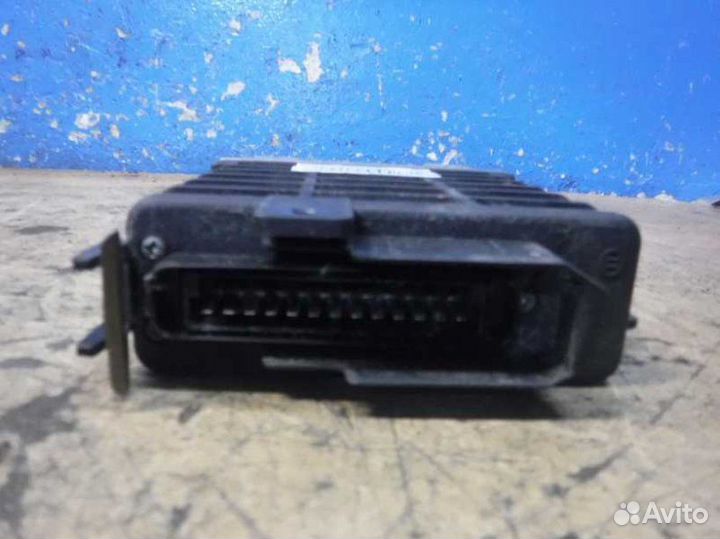 Блок управления двигателем Volkswagen Passat B3