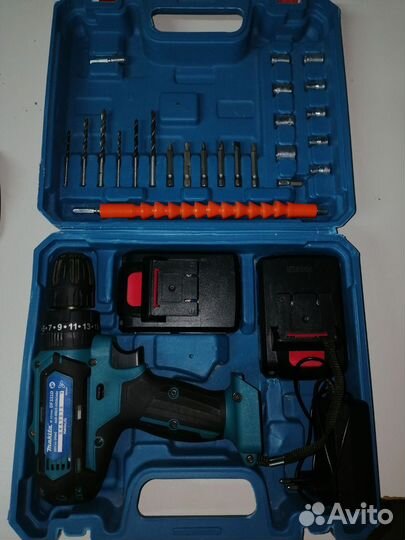 Шуруповерт makita 26v с набором