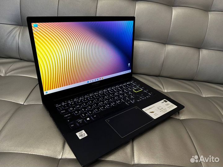 Asus ViviBook 14” i3 2.1GHz/ 4gb / 256gb ssd