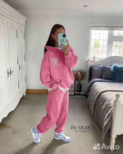 Спортивный костюм женский