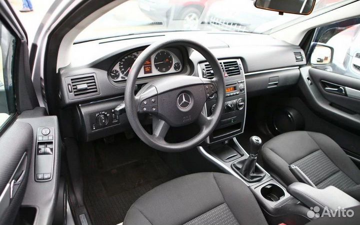 Аренда Mercedes-Benz B-class (МКПП) /Без залога