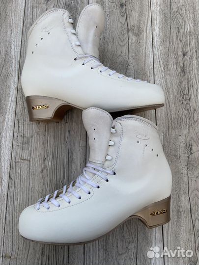 Коньки фигурные Edea Chorus 265