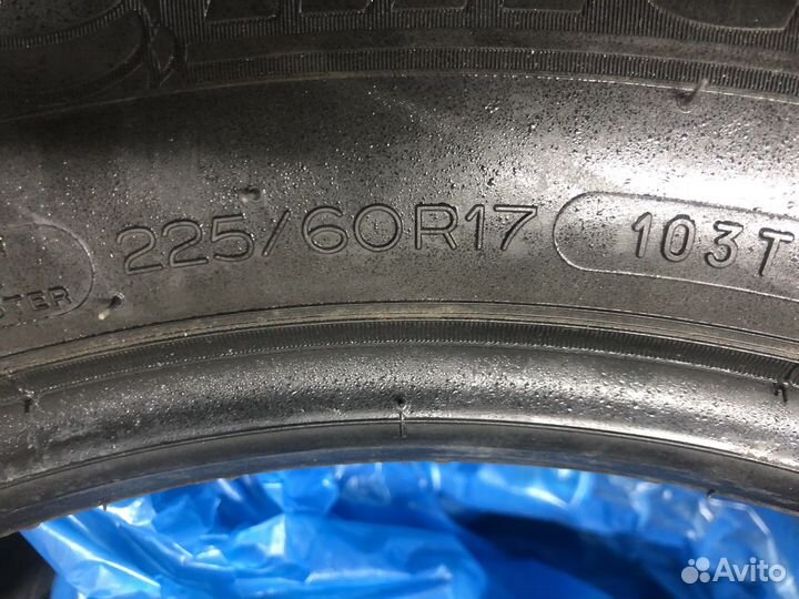 Michelin Latitude X-Ice 225/60 R17 19B